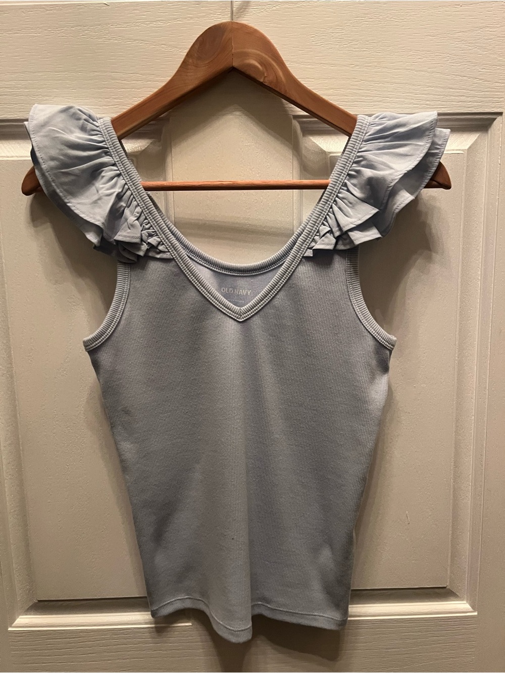 NWT OLD NAVY  WOMEN' S RIBBED TANK WITH RUFFLE TRIM- SMALL
